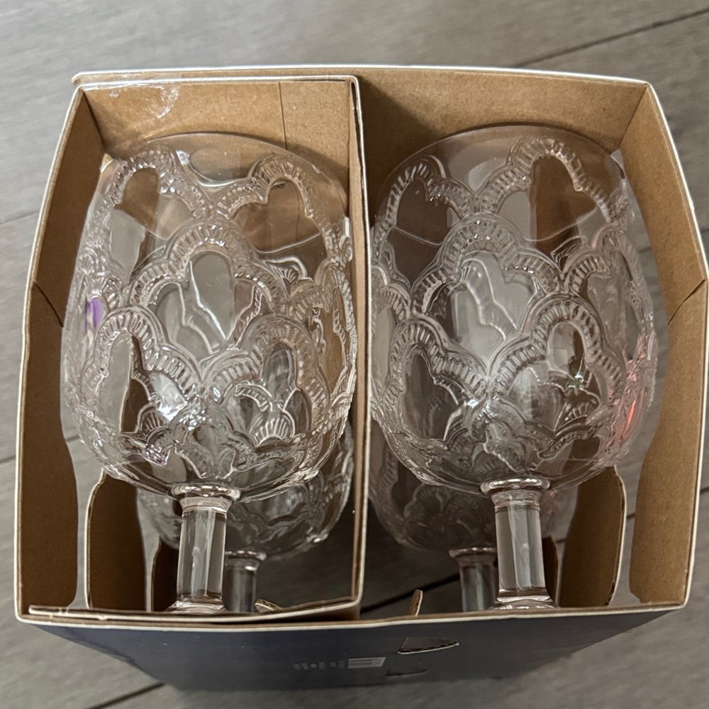 Roller Rabbit Multi-Color Patterned Goblets - Picture 3 of 3